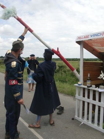 7_pillage_7.JPG, juin 2012 7_pillage_7.JPG